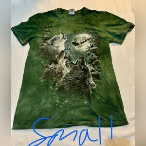 Christmas wolf shirt!